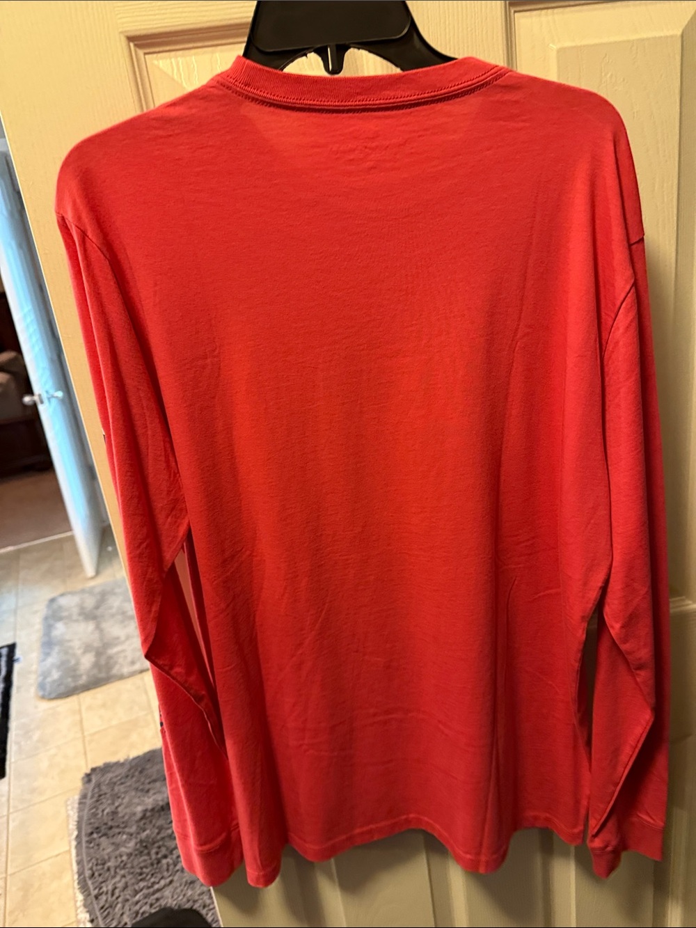 Vineyard Vines Men's Long-Sleeve Tee in Coral - Picture 2 of 3